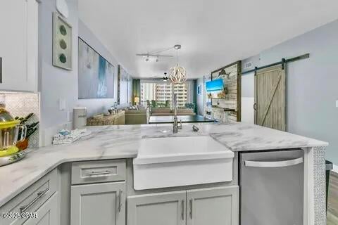Shores Of Panama Phase II - Residential