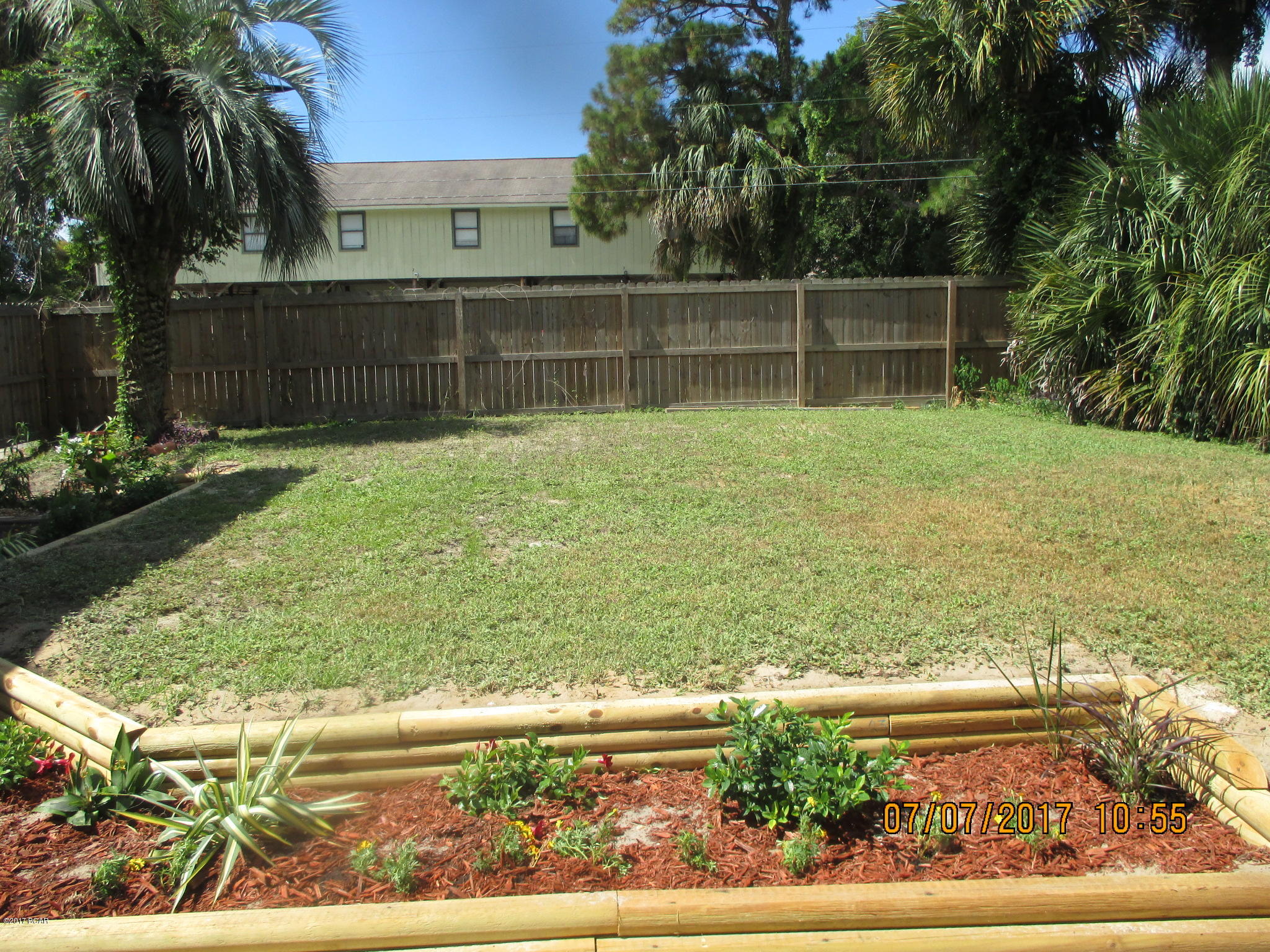 Holiday Beach Unit 16 - Residential Lease