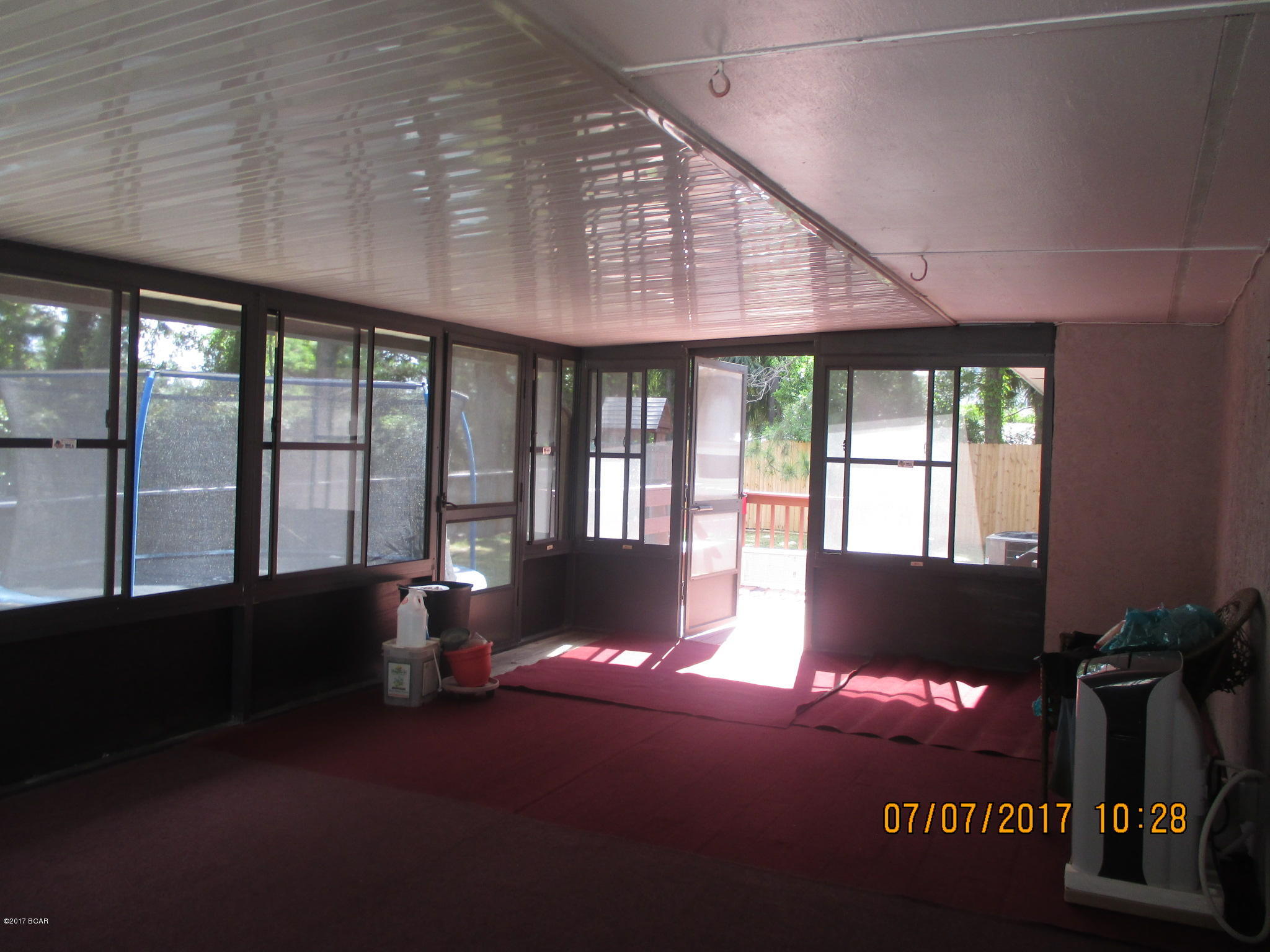 Holiday Beach Unit 16 - Residential Lease