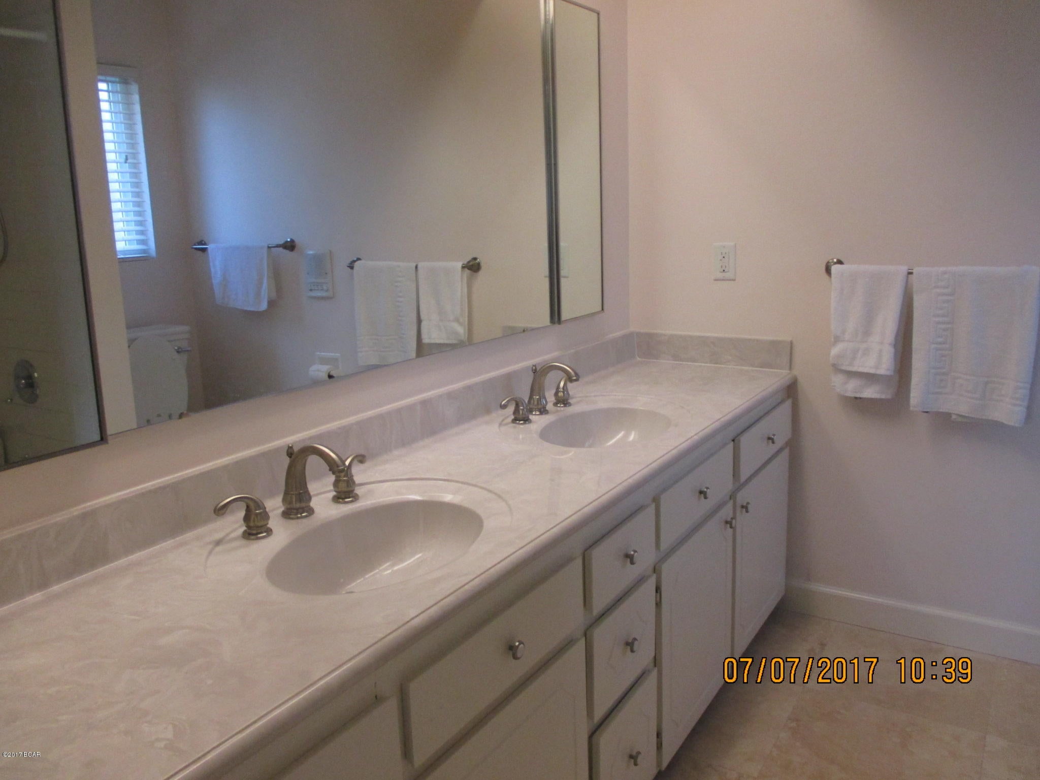 Holiday Beach Unit 16 - Residential Lease