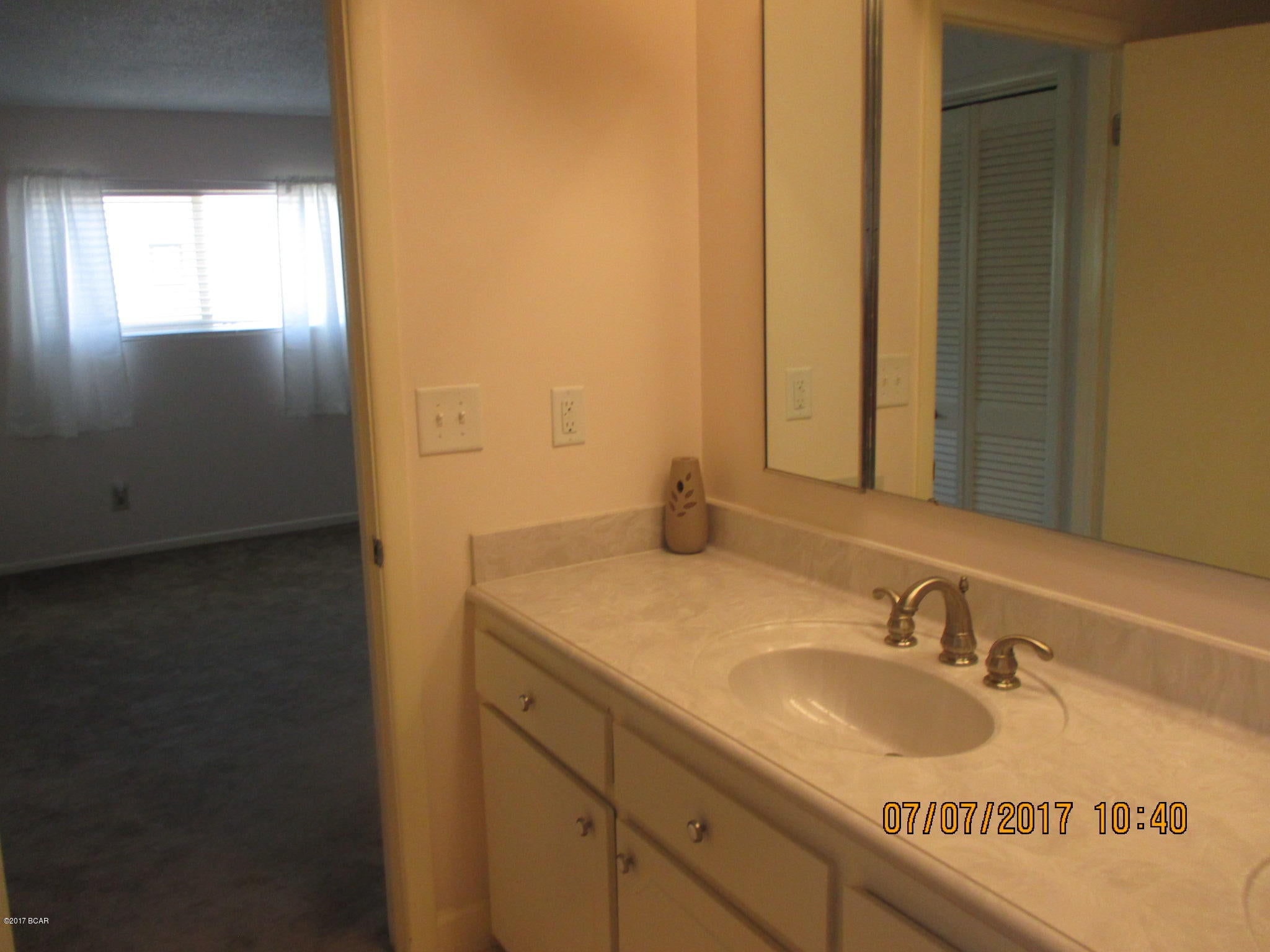 Holiday Beach Unit 16 - Residential Lease