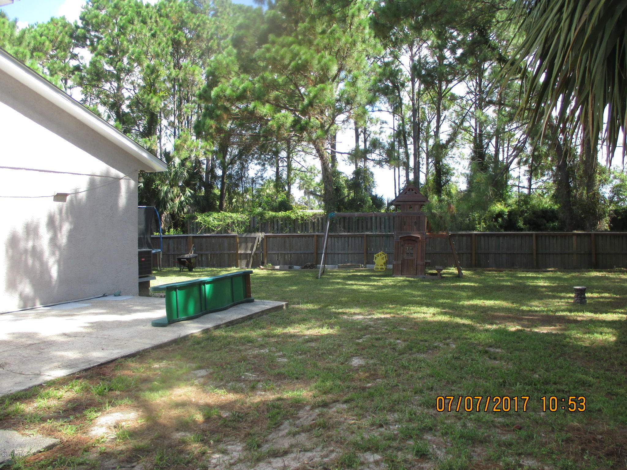 Holiday Beach Unit 16 - Residential Lease