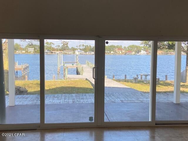 Biltmore Beach 1st Add - Residential
