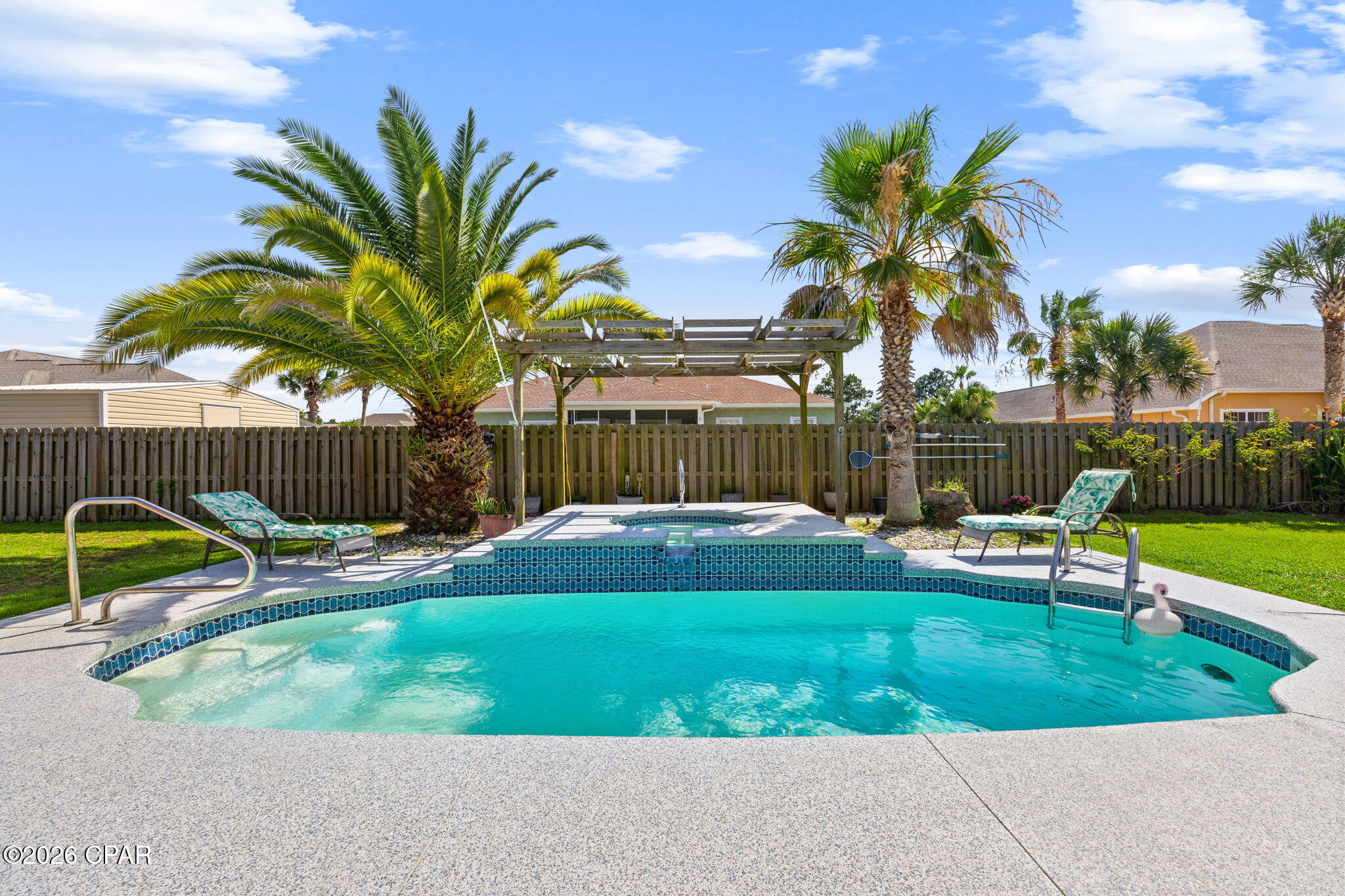 Colony Club - Residential
