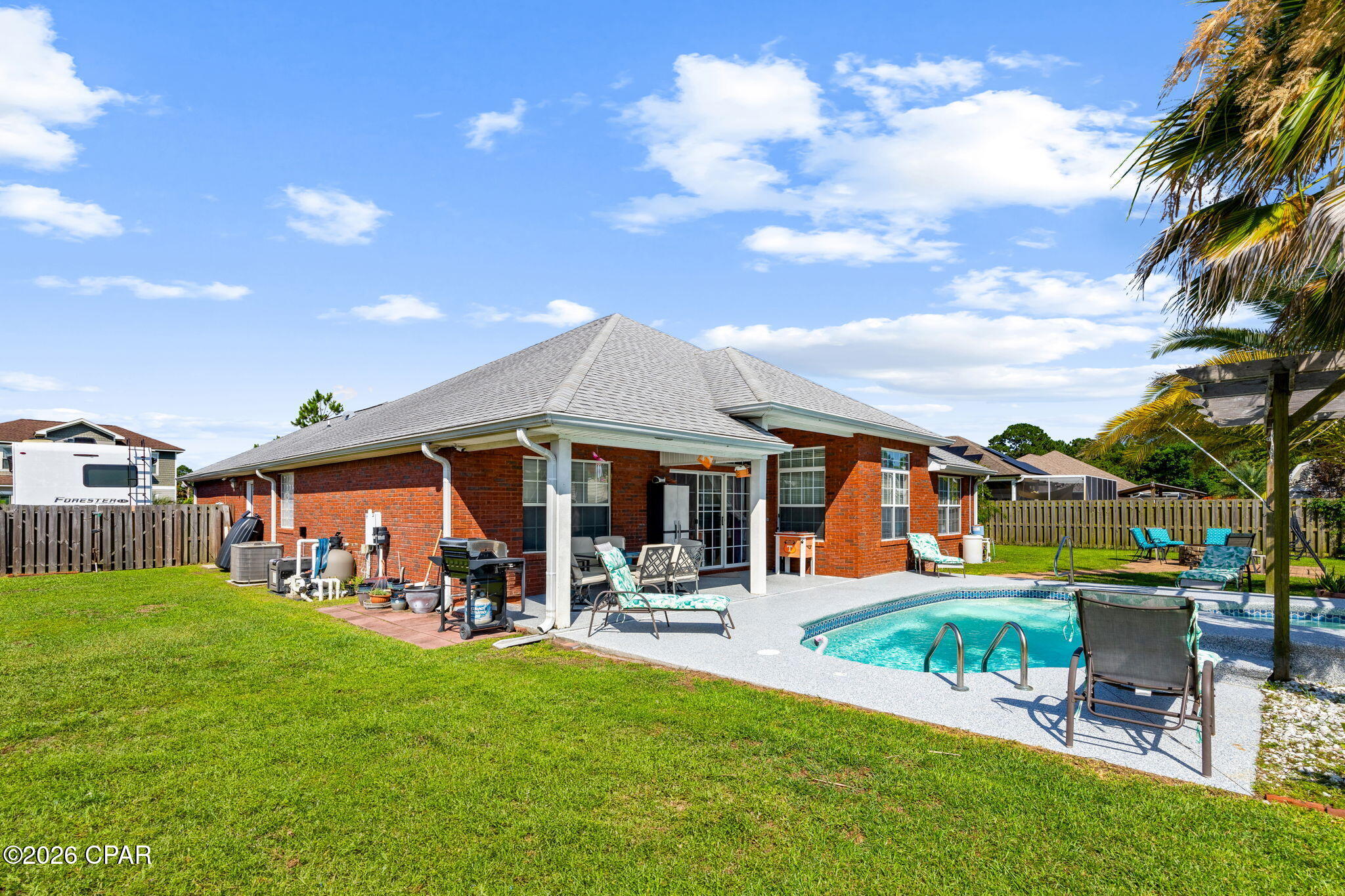 Colony Club - Residential