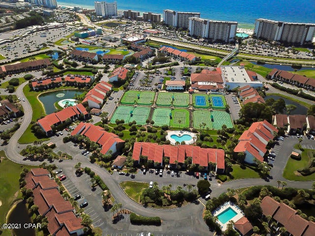 Wimbledon Tennis Villas - Residential