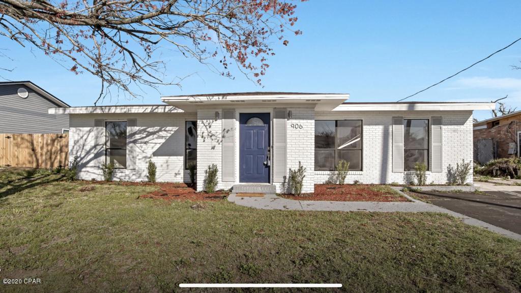 ***Extremely motivated Landlord with flexible terms*** Huge, and elegant white bricks 4 bedroom house / 2 baths. One of the biggest house in Robindale neighborhood 2,014 Sqft.* Centrally located within walking distance to Rutherford High School, and short drive to Tyndall AFB, as well as down town * 6 Parking spaces, and great patio area for kids playground, BBQ, pets, you can even install an above ground pool for this summer! *** Completely renovated with modern finishes, recessed lighting, stainless steel appliances, and Landlord is even willing to make any necessary changes for the tenant's comfort...It won't last *** Please, see Agent's remarks!