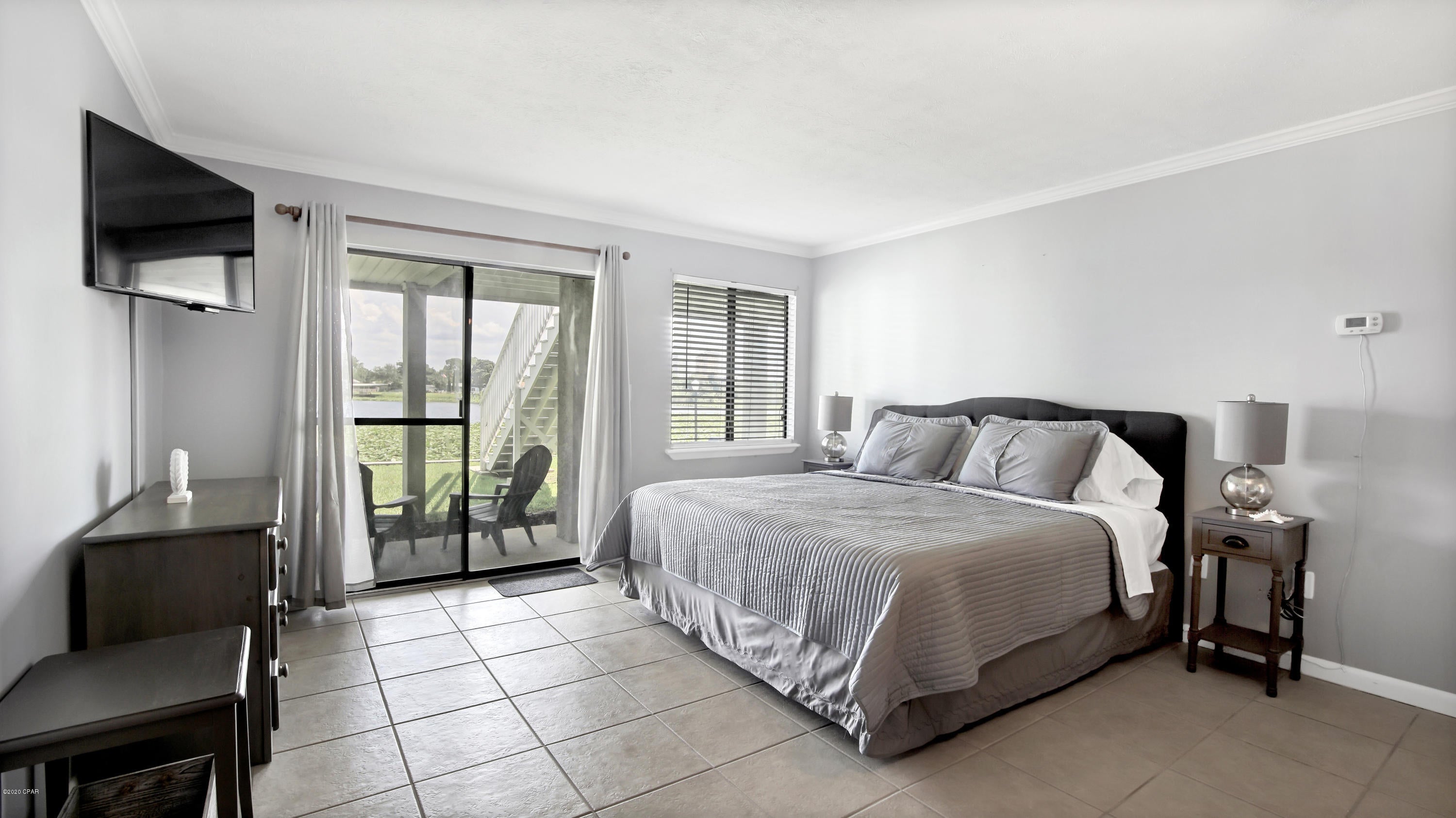 Lullwater Beach - Residential