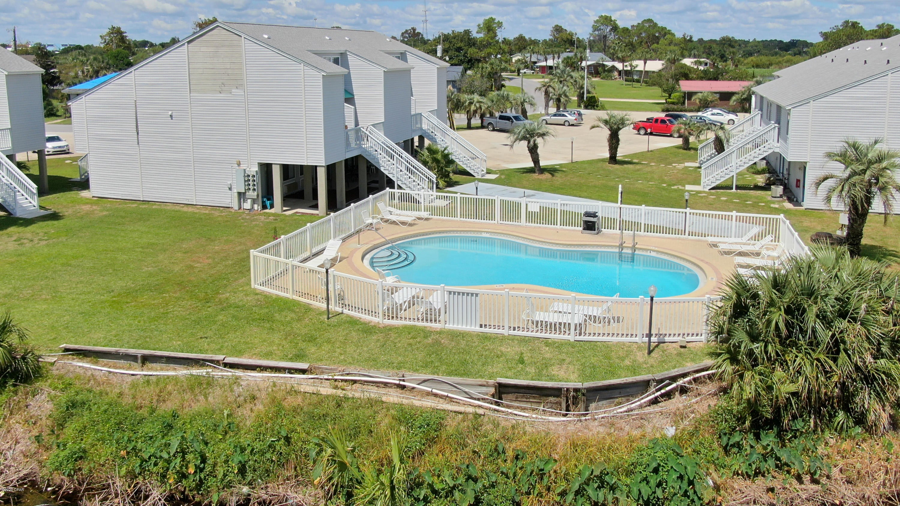 Lullwater Beach - Residential