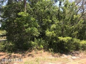 Great building lot directly across from High Point Park and boat launch, Water views and convenience.
