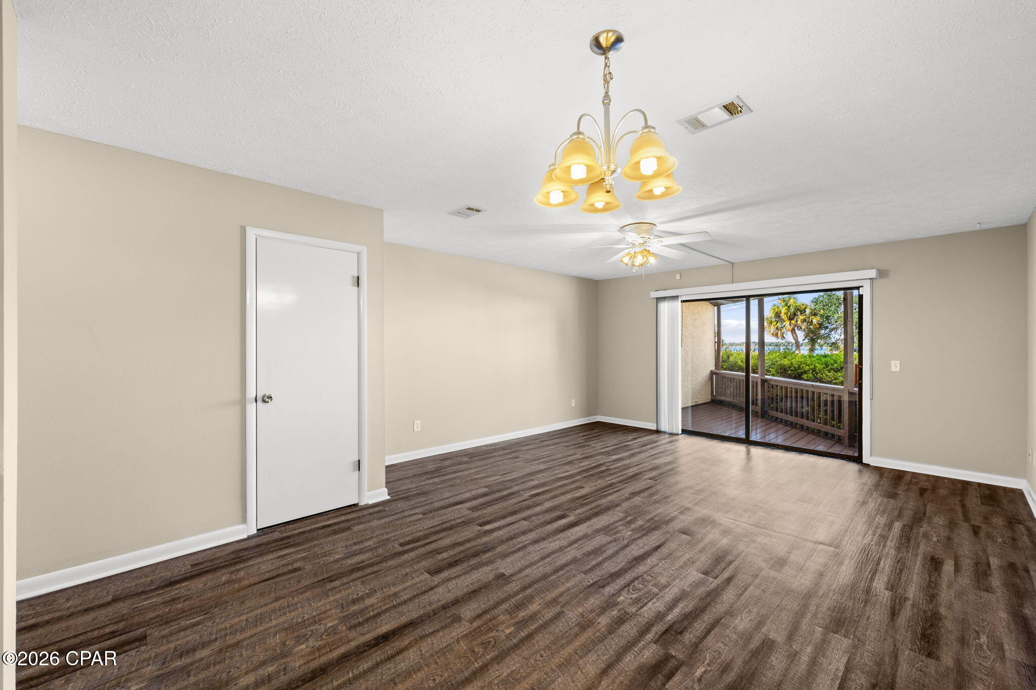 Cedar Cove Apts - Residential