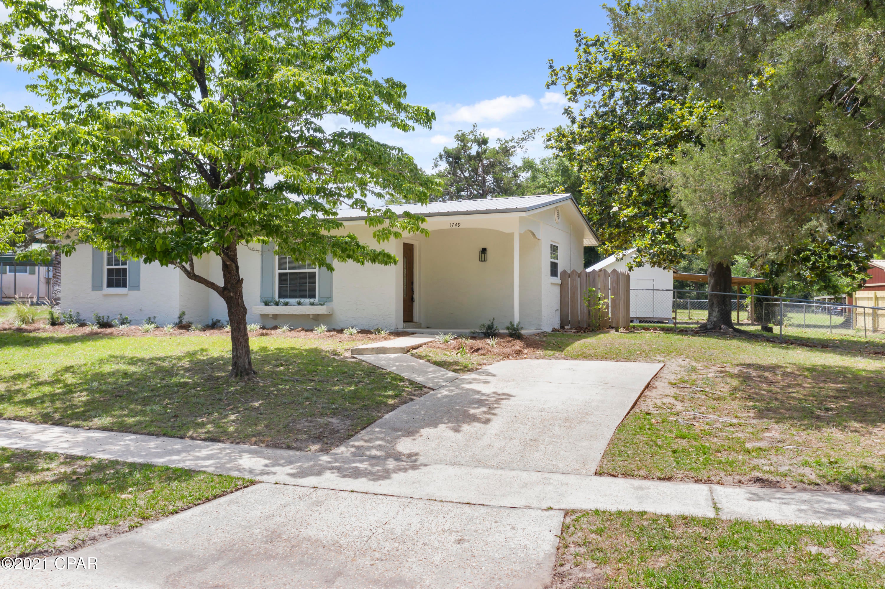 Sunny Hills - Residential