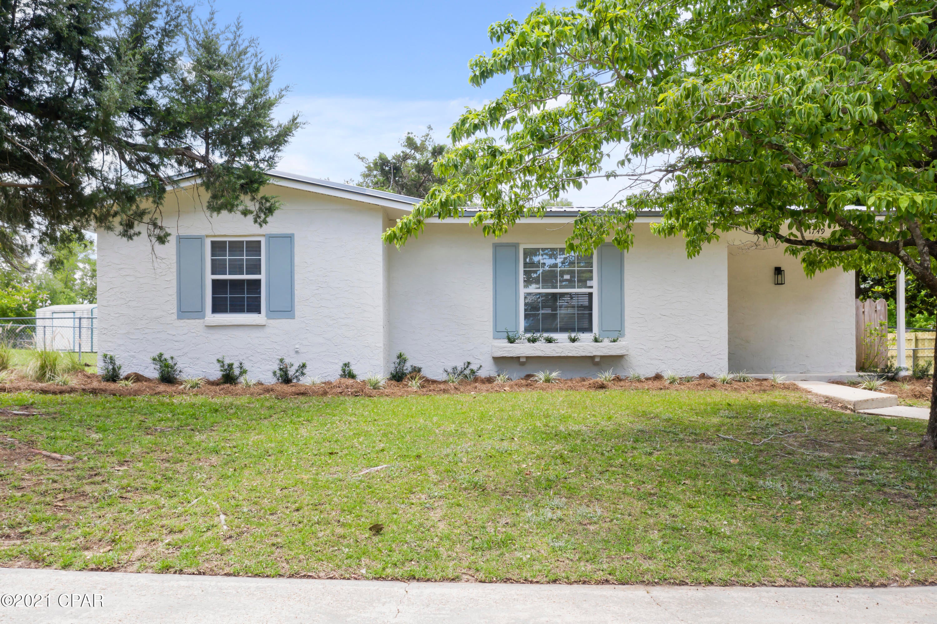 Sunny Hills - Residential