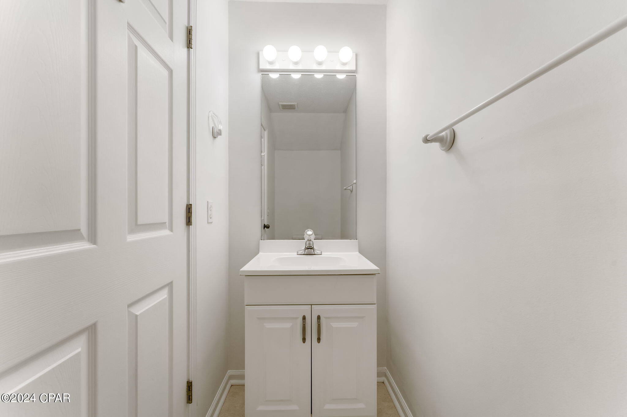 Holiday Beach Unit 7 - Residential Lease