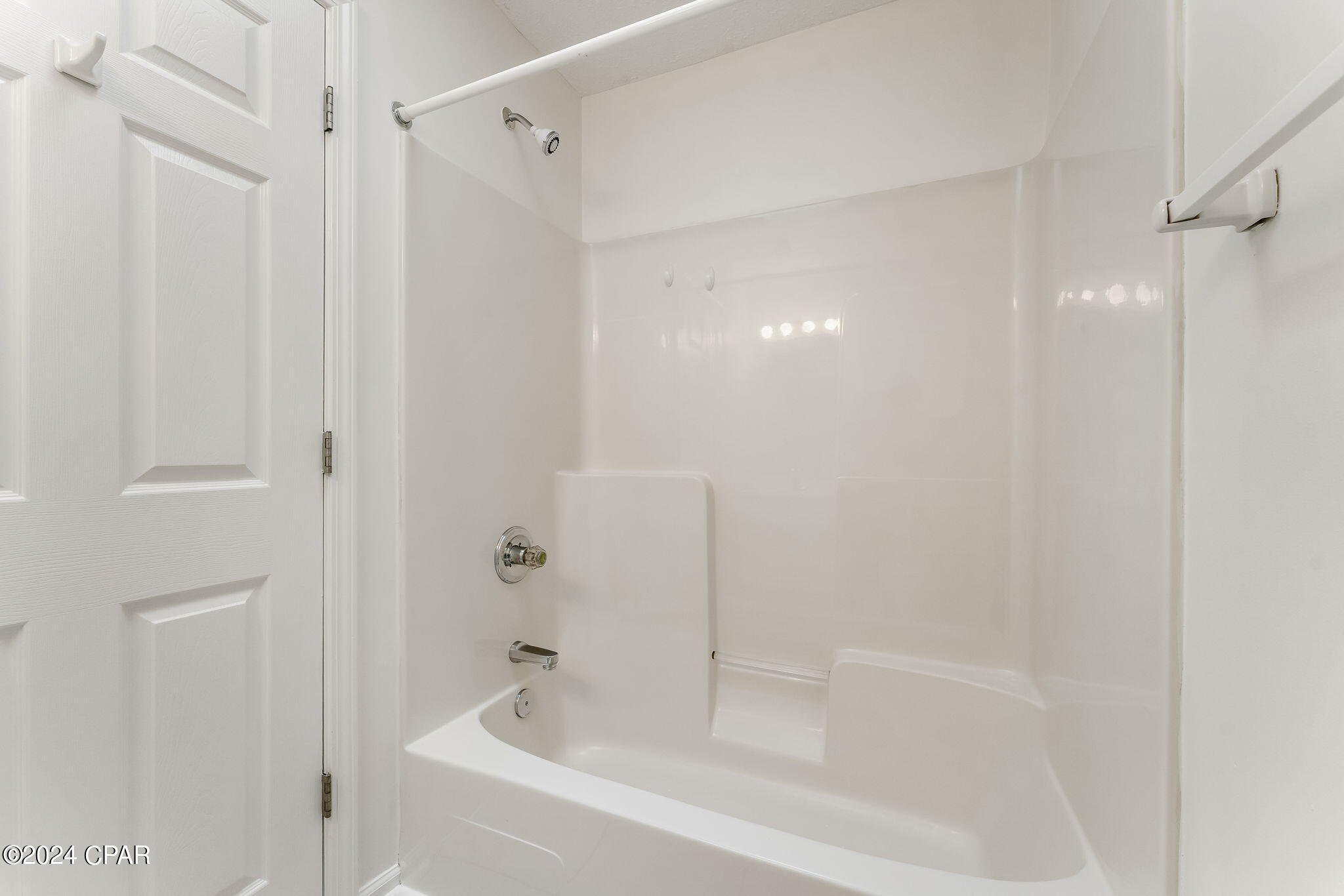Holiday Beach Unit 7 - Residential Lease