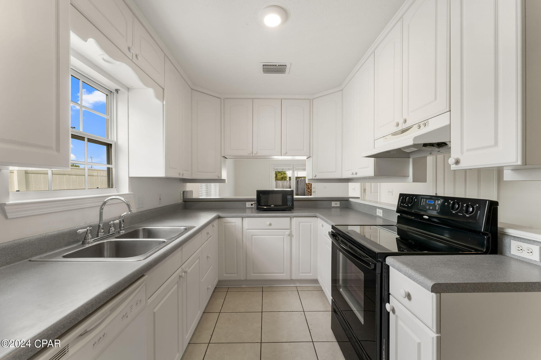 Holiday Beach Unit 7 - Residential Lease