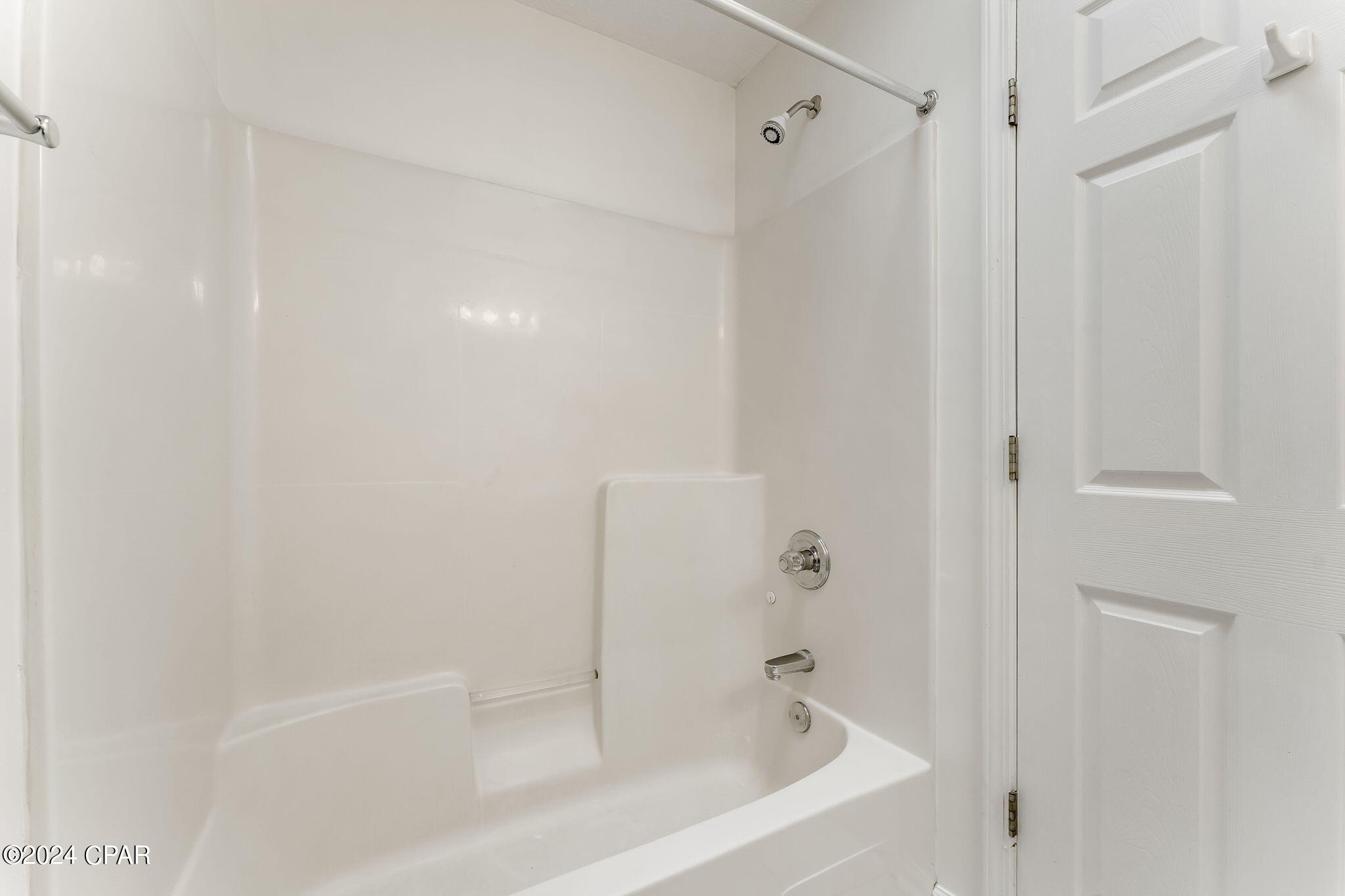 Holiday Beach Unit 7 - Residential Lease