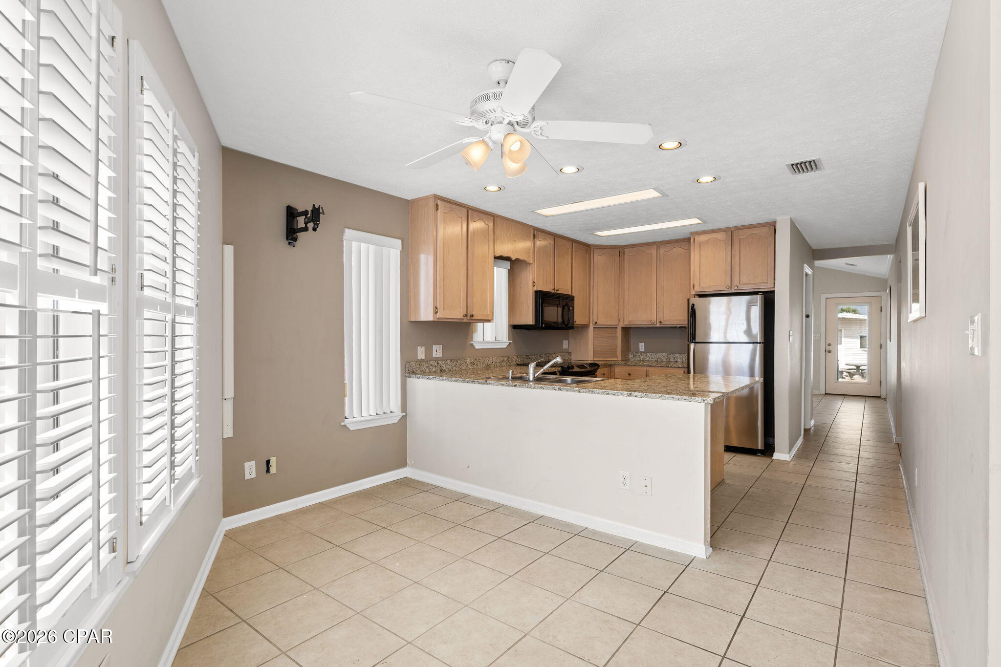 Venture Out Travel Trail - Residential