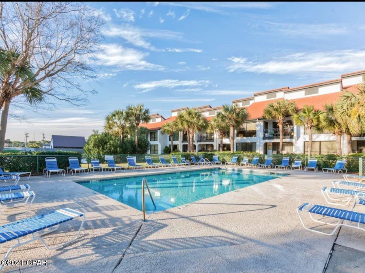 Edgewater Golf Villas I - Residential