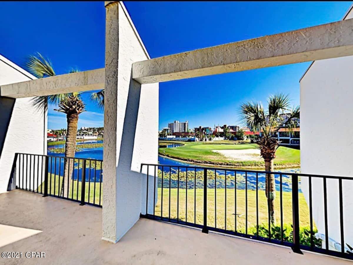 Edgewater Golf Villas I - Residential