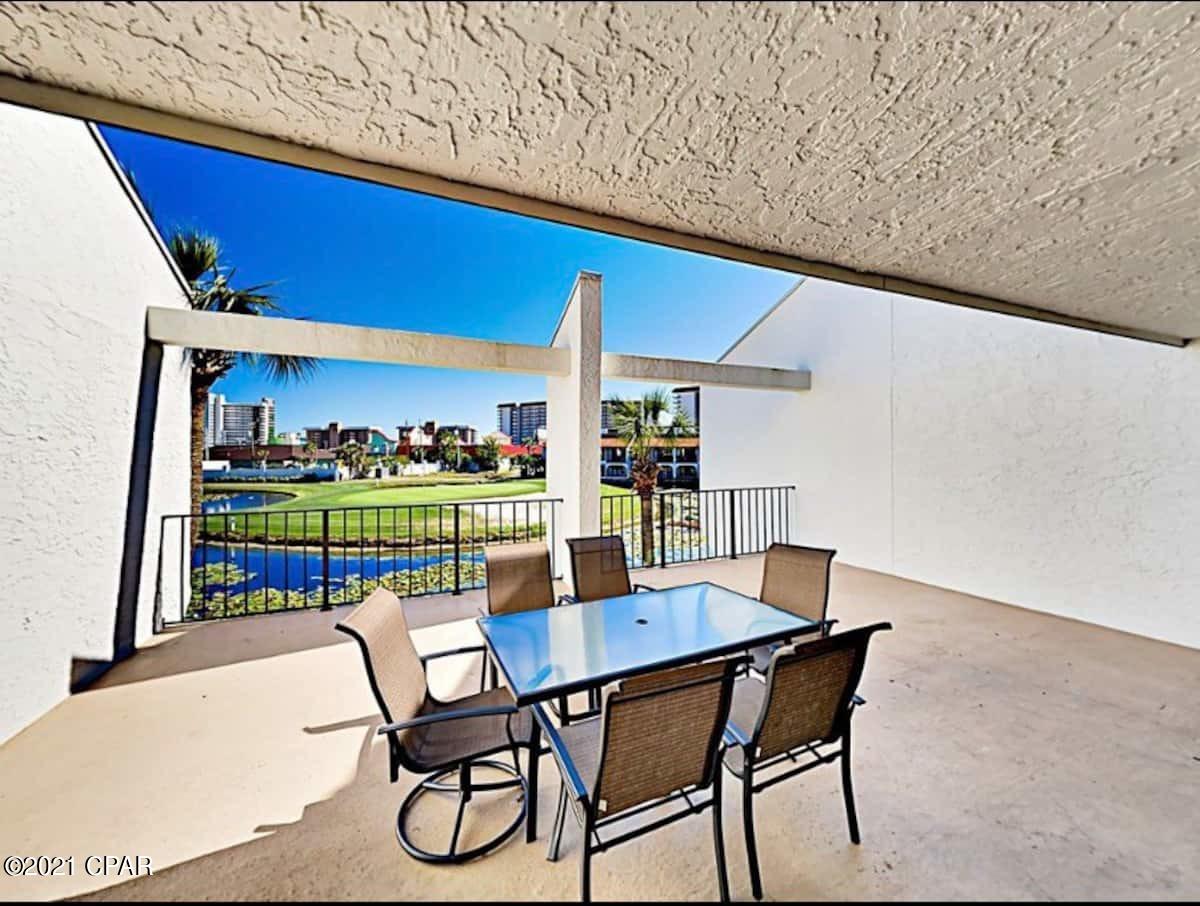 Edgewater Golf Villas I - Residential
