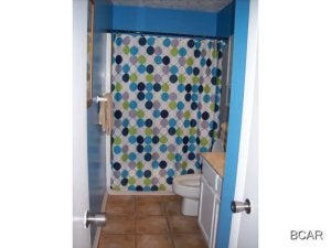 Treasure Cove Condo. - Residential Lease