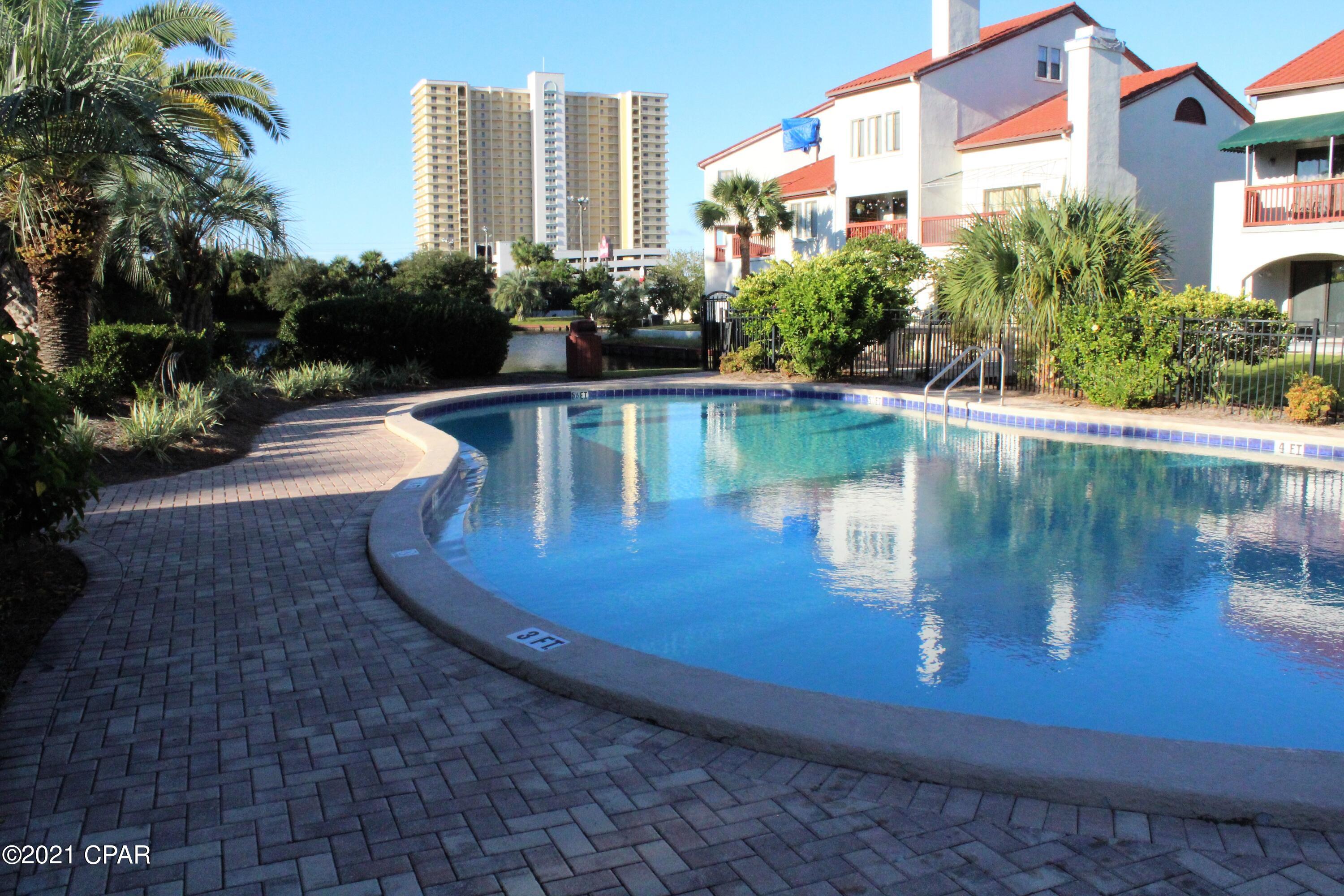 Plazas Of St.Thomas I - Residential