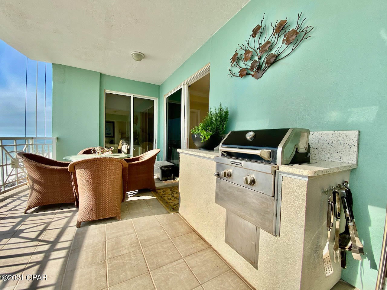 En Soleil Condo - Residential