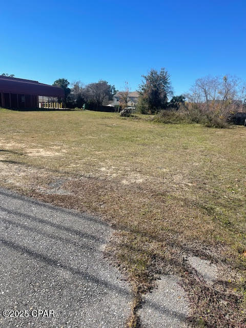 REDUCED!  MOTIVATED SELLER! Starbucks, Walmart Super Center, Publix, a car wash, Waffle House and many other successful businesses surround this amazing piece of vacant land. Almost 1/2 acre on busy Highway 77 with constant traffic. Anything you choose to build here will be successful and exposed 
to high traffic.Land is zoned commercial. Don't miss out on this opportunity. 
Vacant go show!