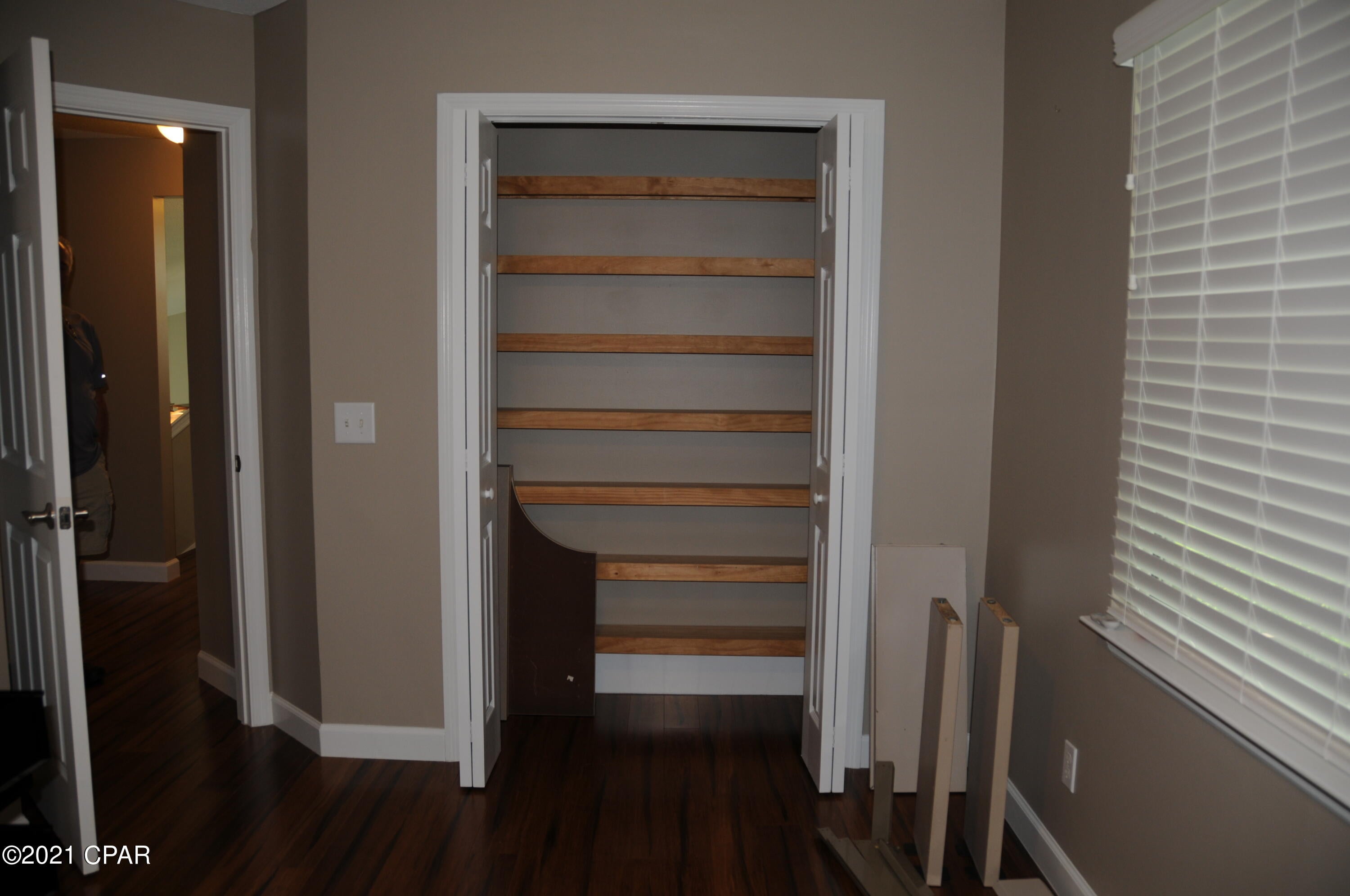 Shadow Bay Unit 1 - Residential