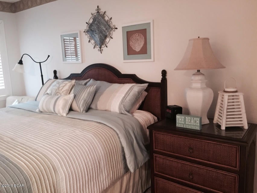 Mariner East Condo - Residential