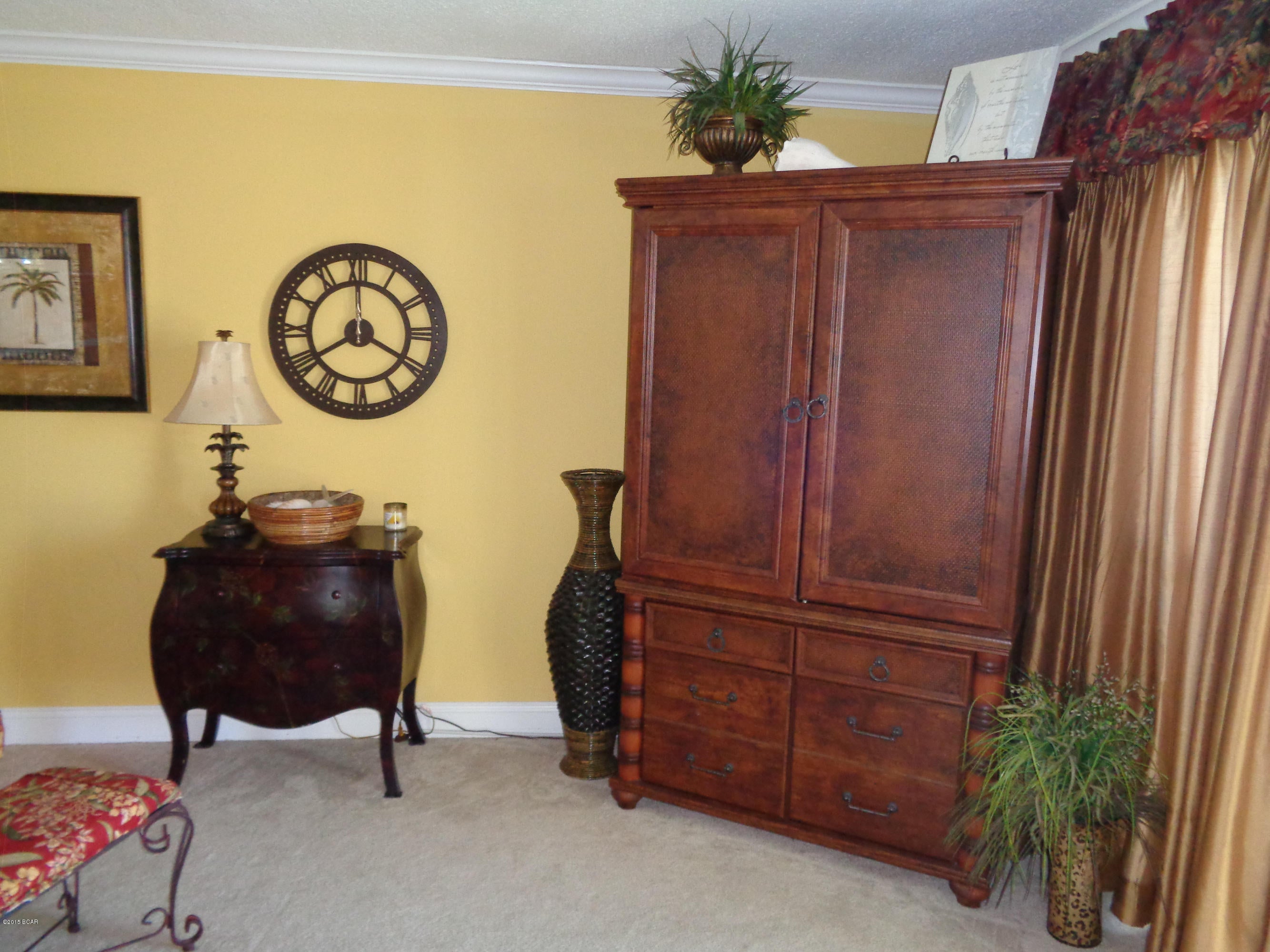 Mariner East Condo - Residential