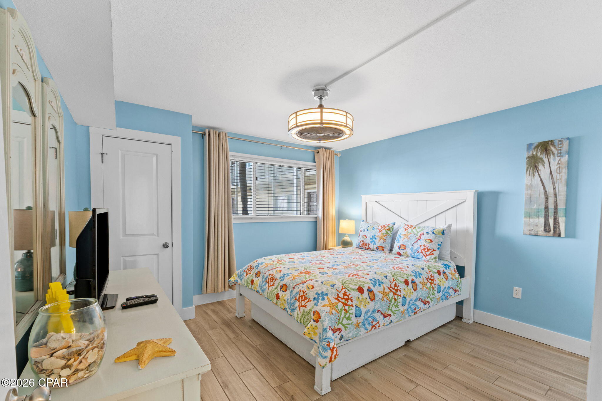 Thomas Drive Park U-1 - Residential