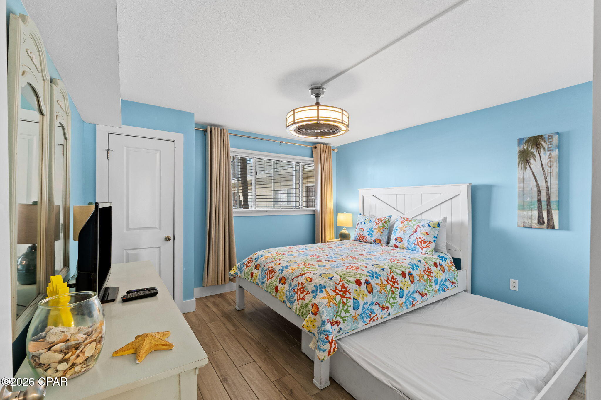 Thomas Drive Park U-1 - Residential
