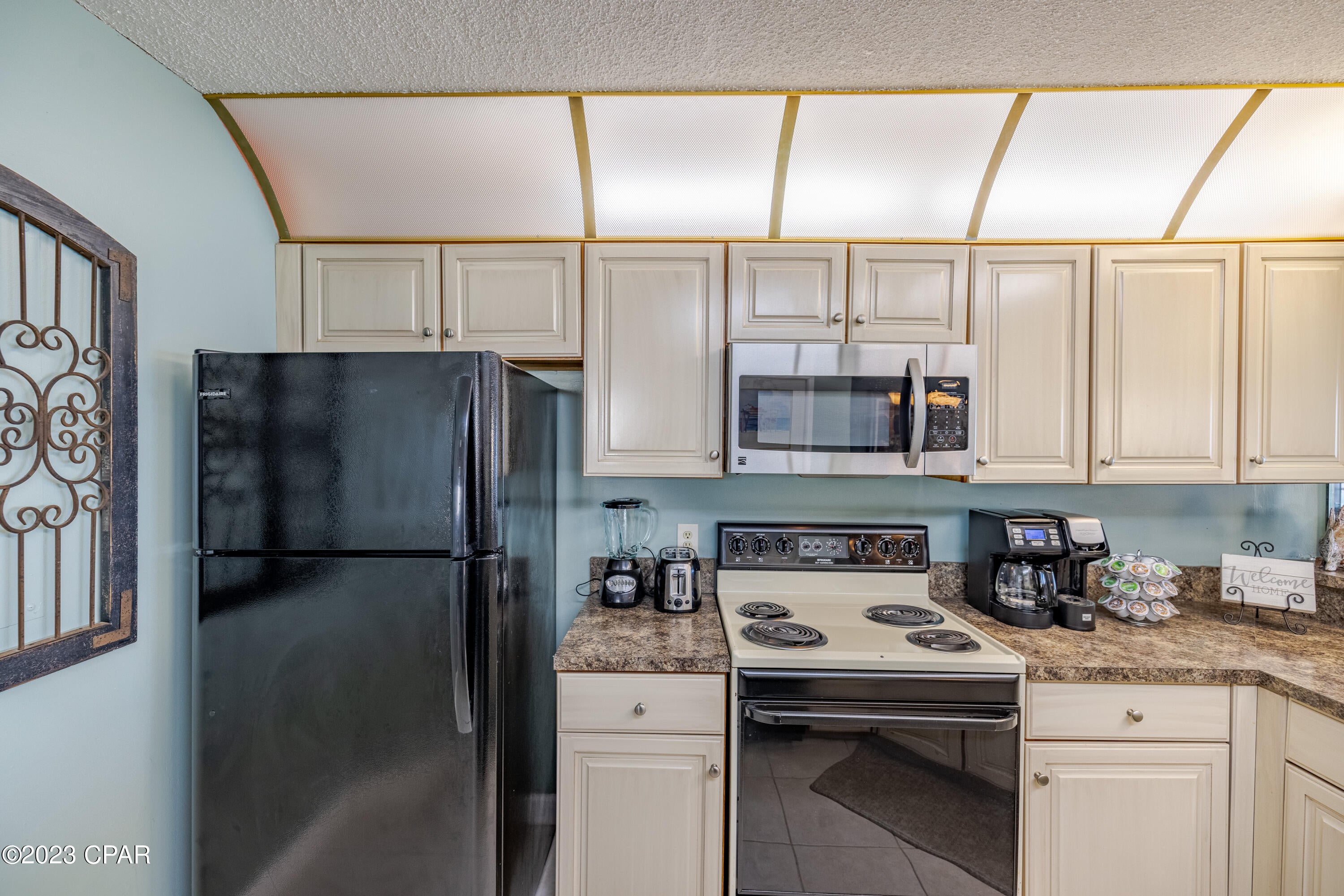 Summerhouse Condo. - Residential