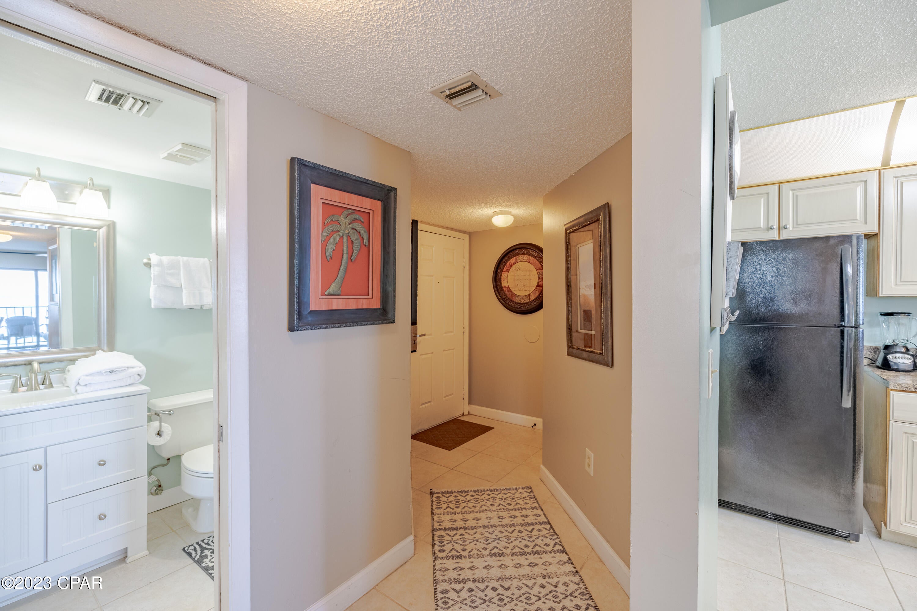 Summerhouse Condo. - Residential
