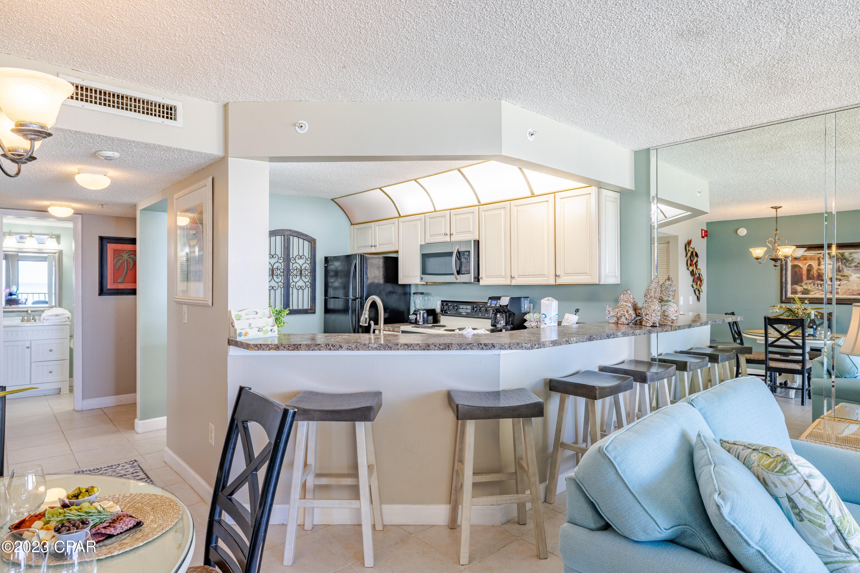Summerhouse Condo. - Residential