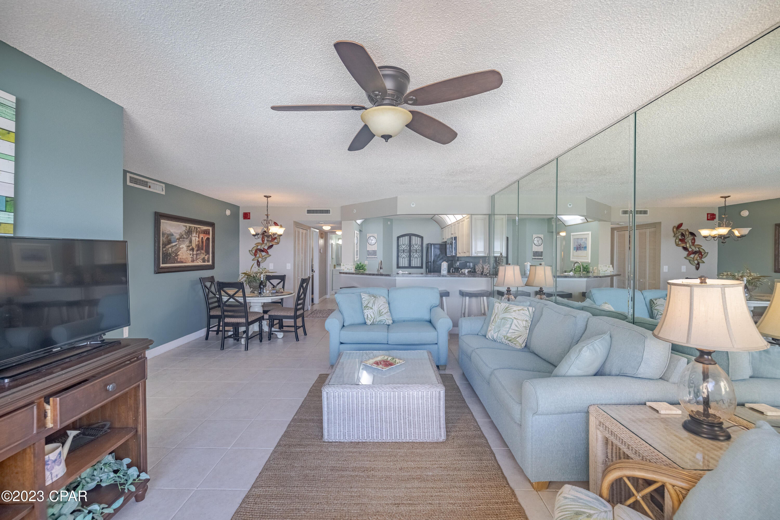 Summerhouse Condo. - Residential