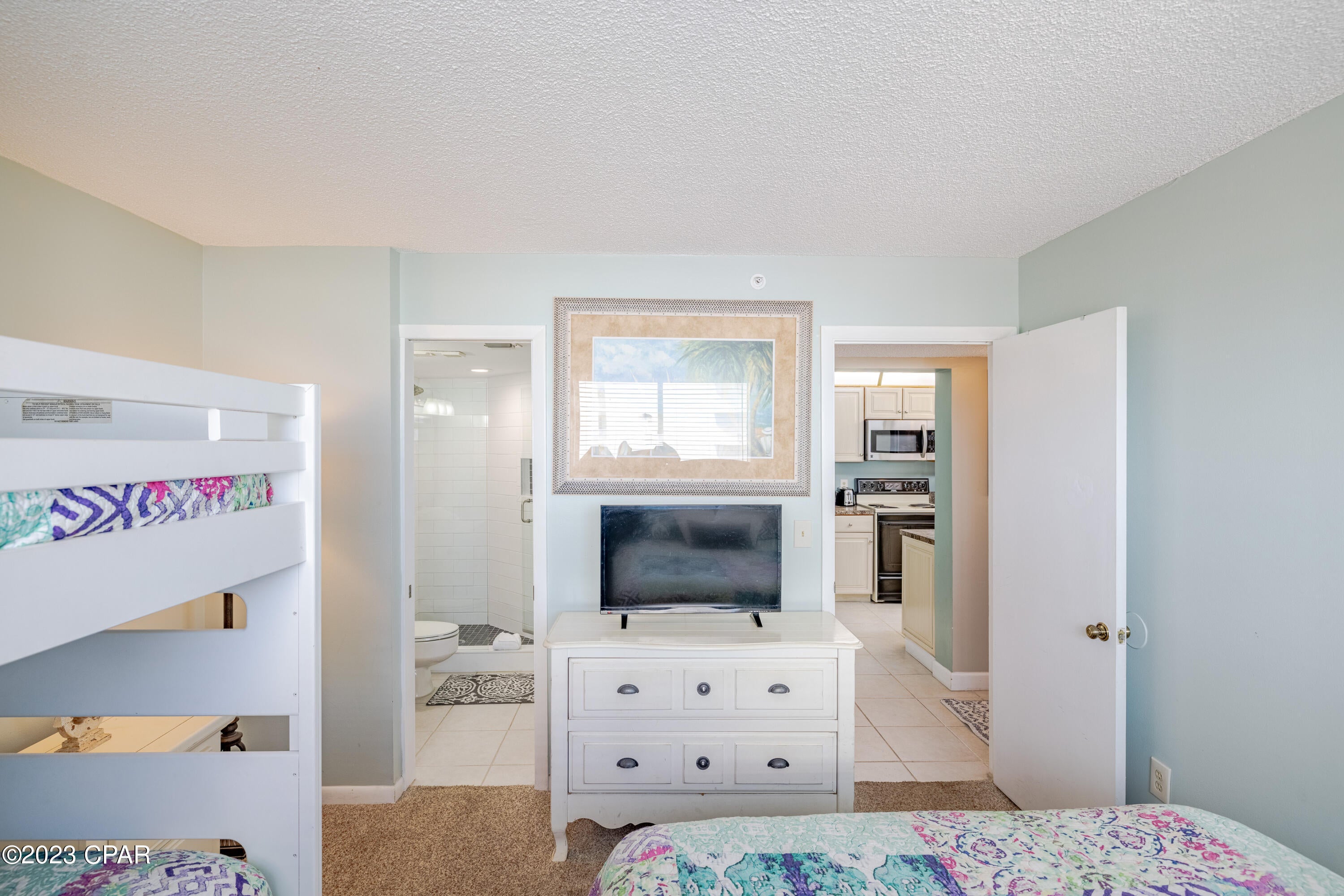 Summerhouse Condo. - Residential