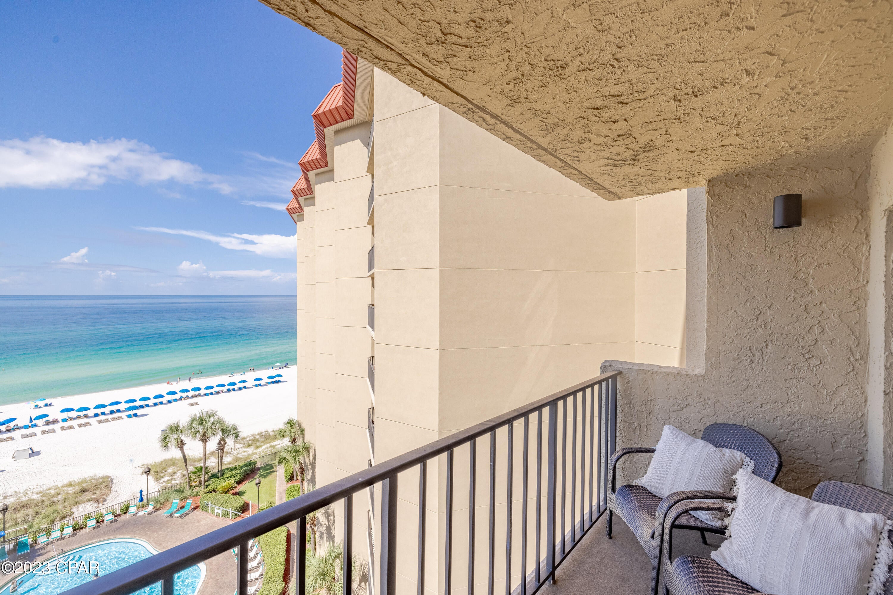 Summerhouse Condo. - Residential