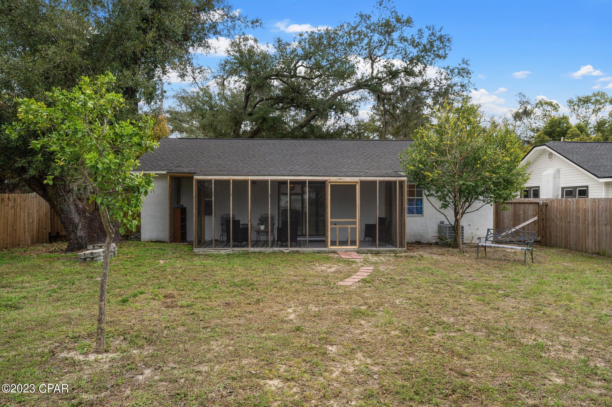 [No Recorded Subdiv] - Residential Lease