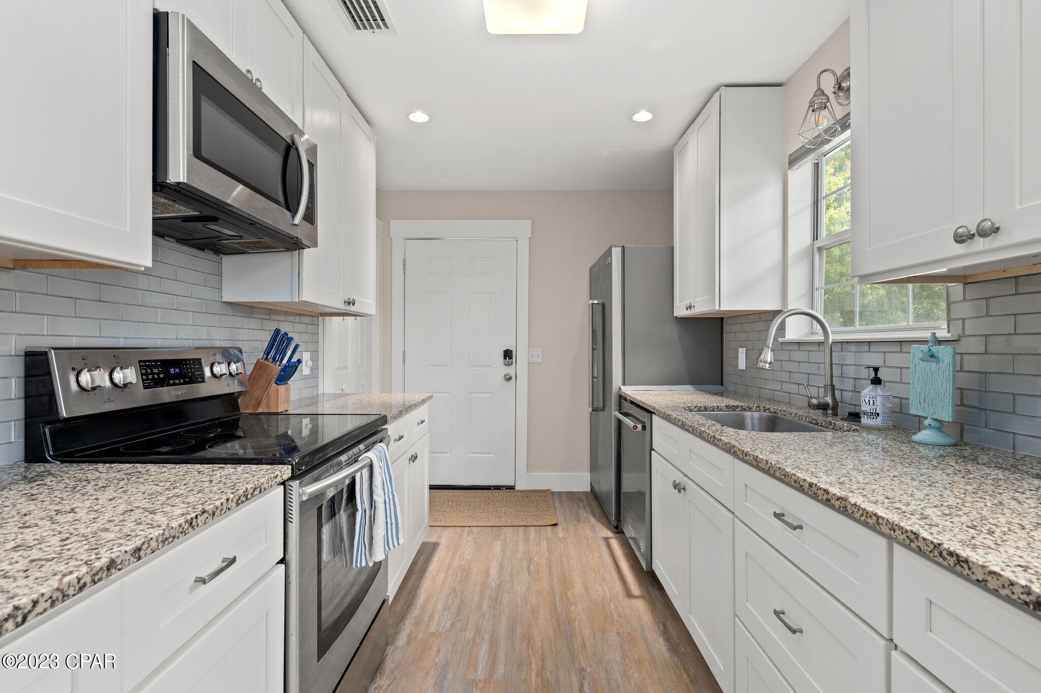 [No Recorded Subdiv] - Residential Lease