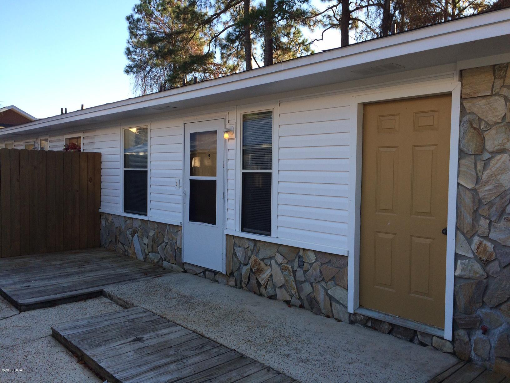 Holiday Beach Unit 8 - Residential Lease