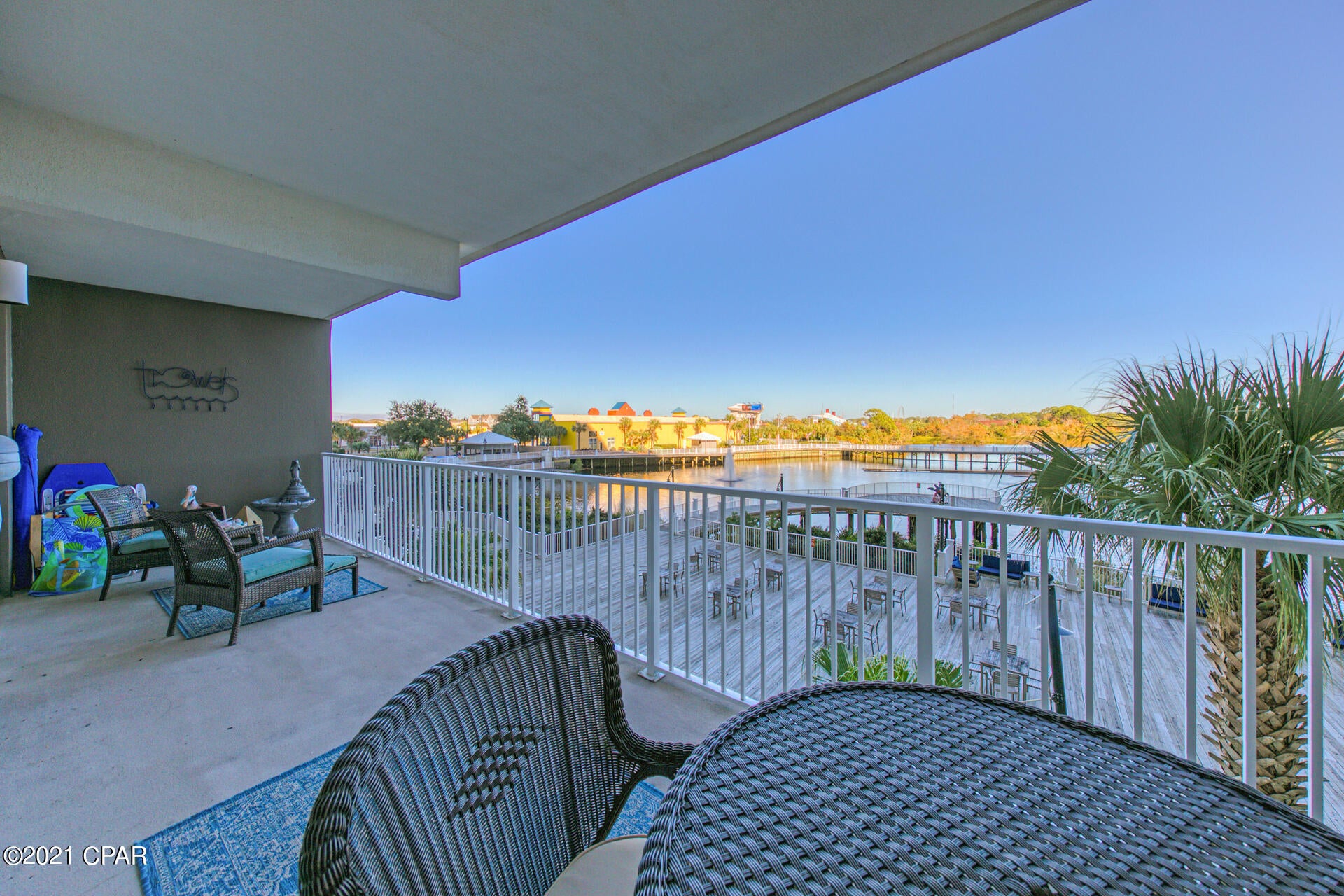 Laketown Wharf - Residential