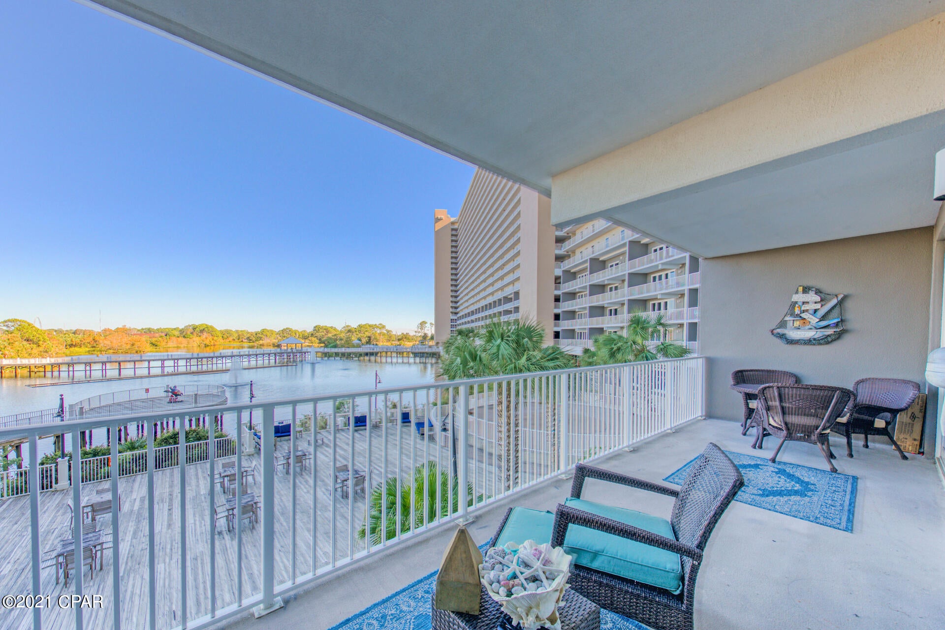 Laketown Wharf - Residential