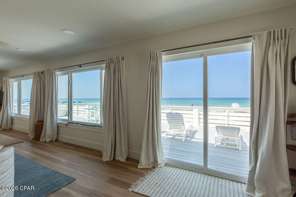 Cresent Bch Unit 1 - Residential