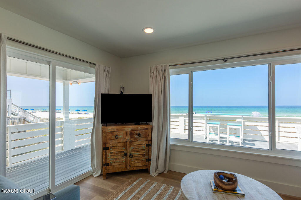 Cresent Bch Unit 1 - Residential