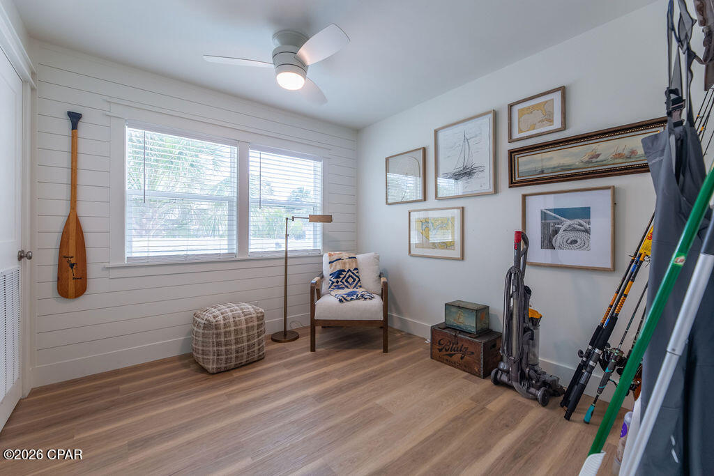 Cresent Bch Unit 1 - Residential