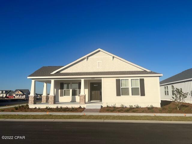 Entered for comp purposes only. The Marco I floor plan is the largest one-story home SweetBay offers. If you need space and are tired of stairs, this is it! Our beautiful sparkling community pool is lighted, has waterfalls, and a lane line for laps. The community also features a basketball court. A planned town center will give you reasons to never leave the community when you get home at night. Come join our SweetBay family and welcome home!