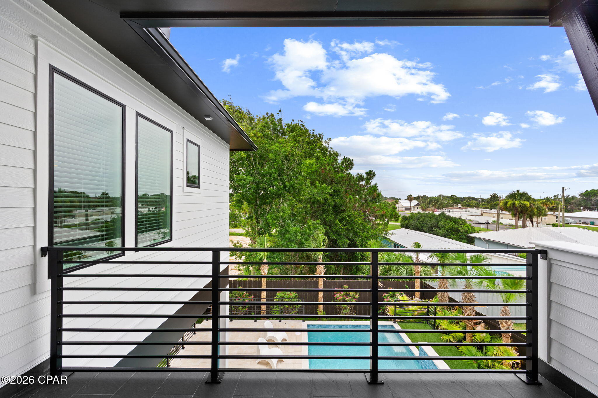 Laguna Beach Estates 7th Add - Residential